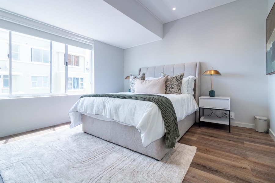 To Let 3 Bedroom Property for Rent in Sea Point Western Cape